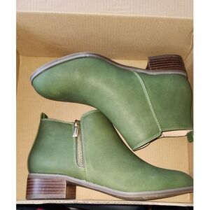 Masseys Green‎ Mika Side Zip Ankle Boots Women Size 6.5M